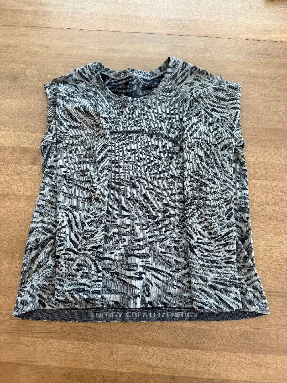 Lululemon Swiftly Tech Long-Sleeve Shirt 2.0 *Race Length*